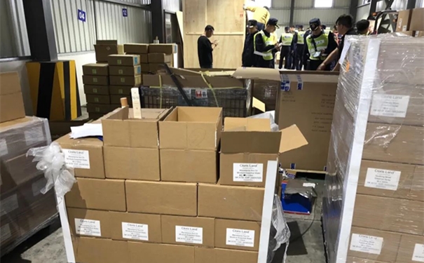 【萬享進口供應鏈8月銷冠--張佳佳】人生在勤，不索何獲